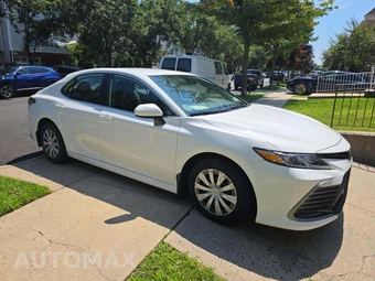 2023 Toyota Camry Hybrid LE - miniatura 4