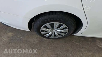 2023 Toyota Camry Hybrid LE - miniatura 27