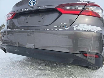 2023 Toyota Camry Hybrid LE - miniatura 22