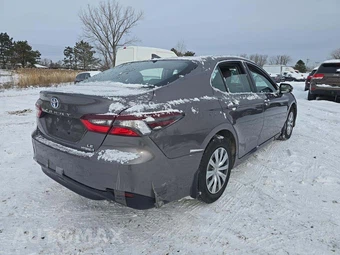 2023 Toyota Camry Hybrid LE - miniatura 3