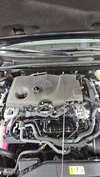2023 Toyota Camry Hybrid LE - miniatura 17