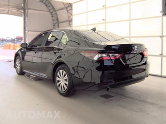 2023 Toyota Camry Hybrid LE - miniatura 6