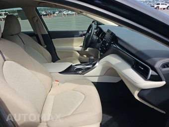 2023 Toyota Camry Hybrid LE - miniatura 8