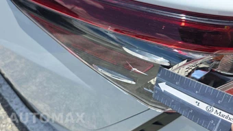 2023 Toyota Camry Hybrid SE - miniatura 26