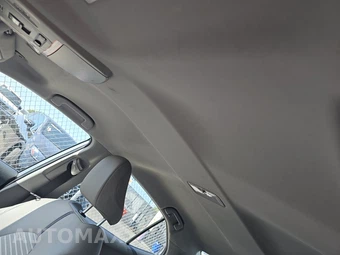 2023 Toyota Camry Hybrid SE - miniatura 14