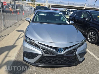 2023 Toyota Camry Hybrid SE - miniatura 2