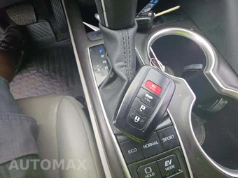 2023 Toyota Camry Hybrid XLE - miniatura 8