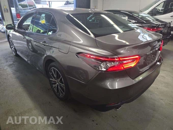 2023 Toyota Camry Hybrid XLE - miniatura 2