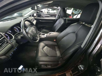 2023 Toyota Camry Hybrid XLE - miniatura 6
