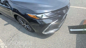 2023 Toyota Camry Hybrid XLE - miniatura 25