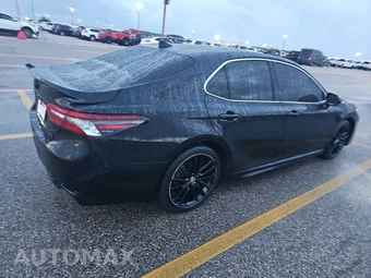 2023 Toyota Camry Hybrid XSE - miniatura 4