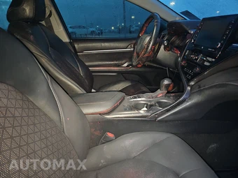 2023 Toyota Camry Hybrid XSE - miniatura 8