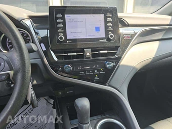 2023 Toyota Camry LE - miniatura 10