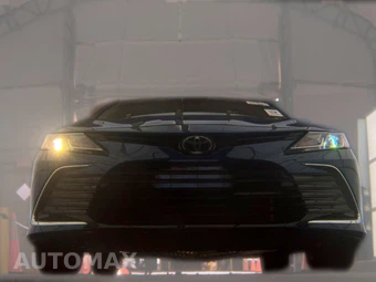 2023 Toyota Camry LE - miniatura 3
