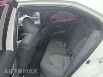 2023 Toyota Camry LE - miniatura 13