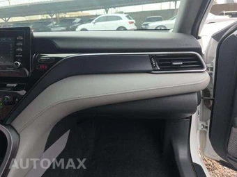 2023 Toyota Camry LE - miniatura 19