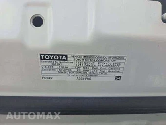2023 Toyota Camry LE - miniatura 25