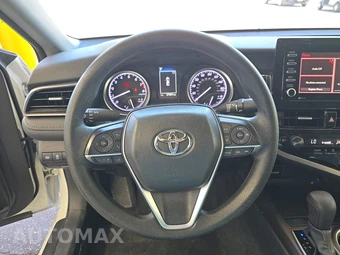 2023 Toyota Camry LE - miniatura 10