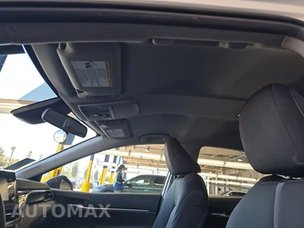 2023 Toyota Camry LE - miniatura 17