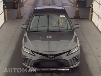 2023 Toyota Camry LE - miniatura 2
