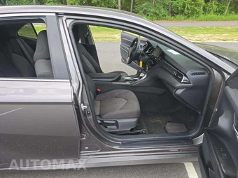 2023 Toyota Camry LE - miniatura 15