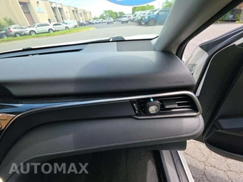 2023 Toyota Camry LE - miniatura 19
