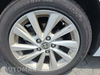 2023 Toyota Camry LE - miniatura 21