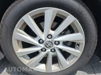 2023 Toyota Camry LE - miniatura 22