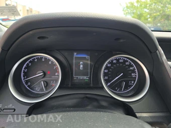 2023 Toyota Camry LE - miniatura 9