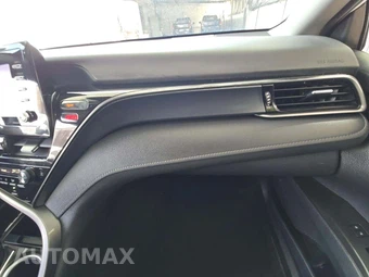 2023 Toyota Camry LE - miniatura 16