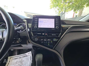 2023 Toyota Camry LE - miniatura 7