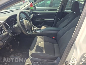 2023 Toyota Camry LE - miniatura 7