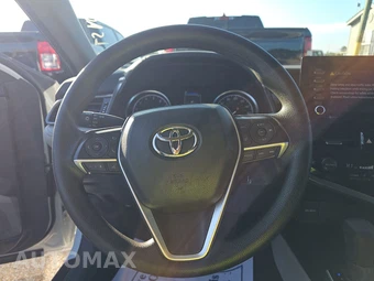 2023 Toyota Camry LE - miniatura 10