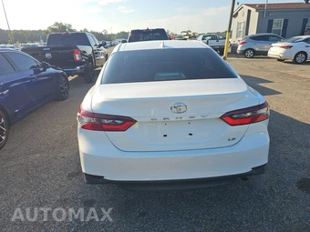 2023 Toyota Camry LE - miniatura 5