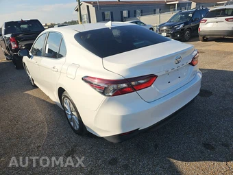 2023 Toyota Camry LE - miniatura 6