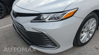 2023 Toyota Camry LE - miniatura 20