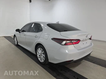 2023 Toyota Camry LE - miniatura 6