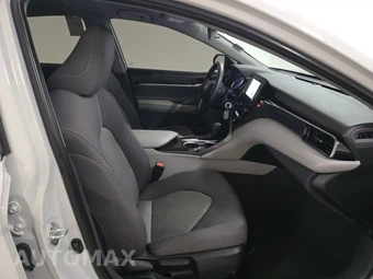 2023 Toyota Camry LE - miniatura 8