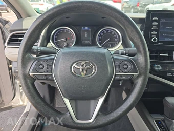 2023 Toyota Camry LE - miniatura 10