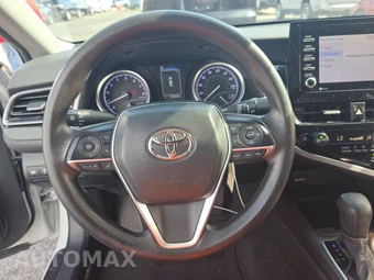 2023 Toyota Camry LE - miniatura 10