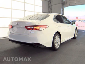 2023 Toyota Camry LE - miniatura 4