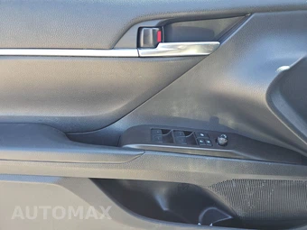 2023 Toyota Camry LE - miniatura 9