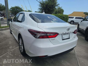 2023 Toyota Camry LE - miniatura 2