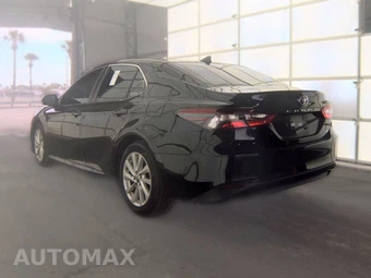 2023 Toyota Camry LE - miniatura 6