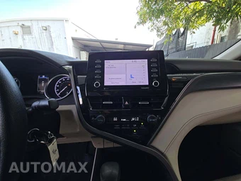 2023 Toyota Camry LE - miniatura 7