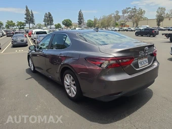 2023 Toyota Camry LE - miniatura 6