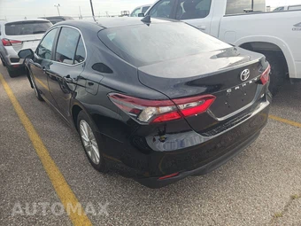 2023 Toyota Camry LE - miniatura 6