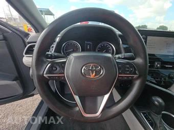 2023 Toyota Camry LE - miniatura 10