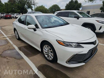 2023 Toyota Camry LE - miniatura 4