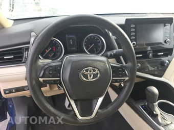 2023 Toyota Camry LE - miniatura 10